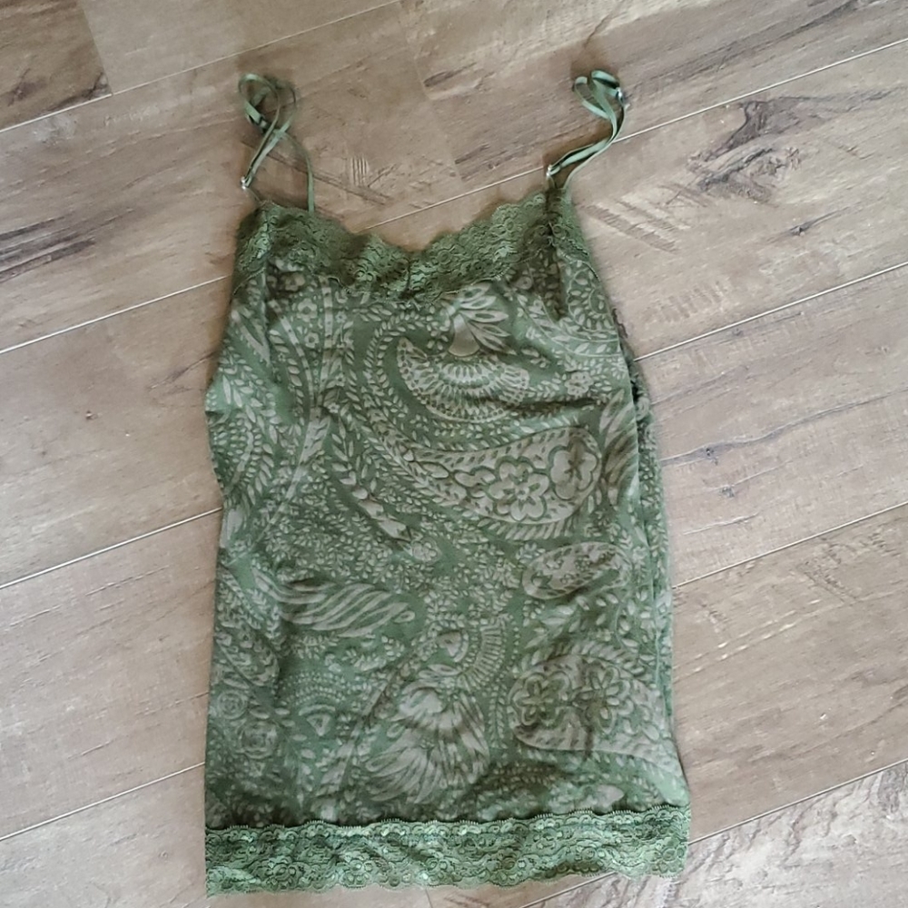 Eyeshadow adjustable strap cami